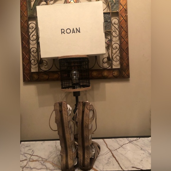 Flat Gladiator sandals; size 7.5 wide ; lace up front with back zipper - Picture 6 of 6